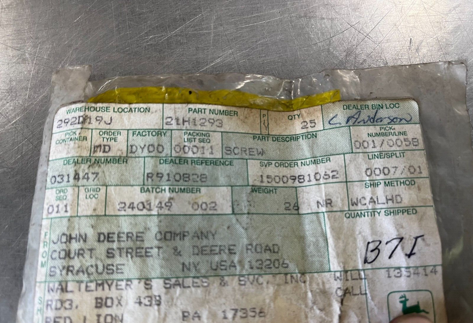 21H1293 OEM John Deere Screw QTY 5