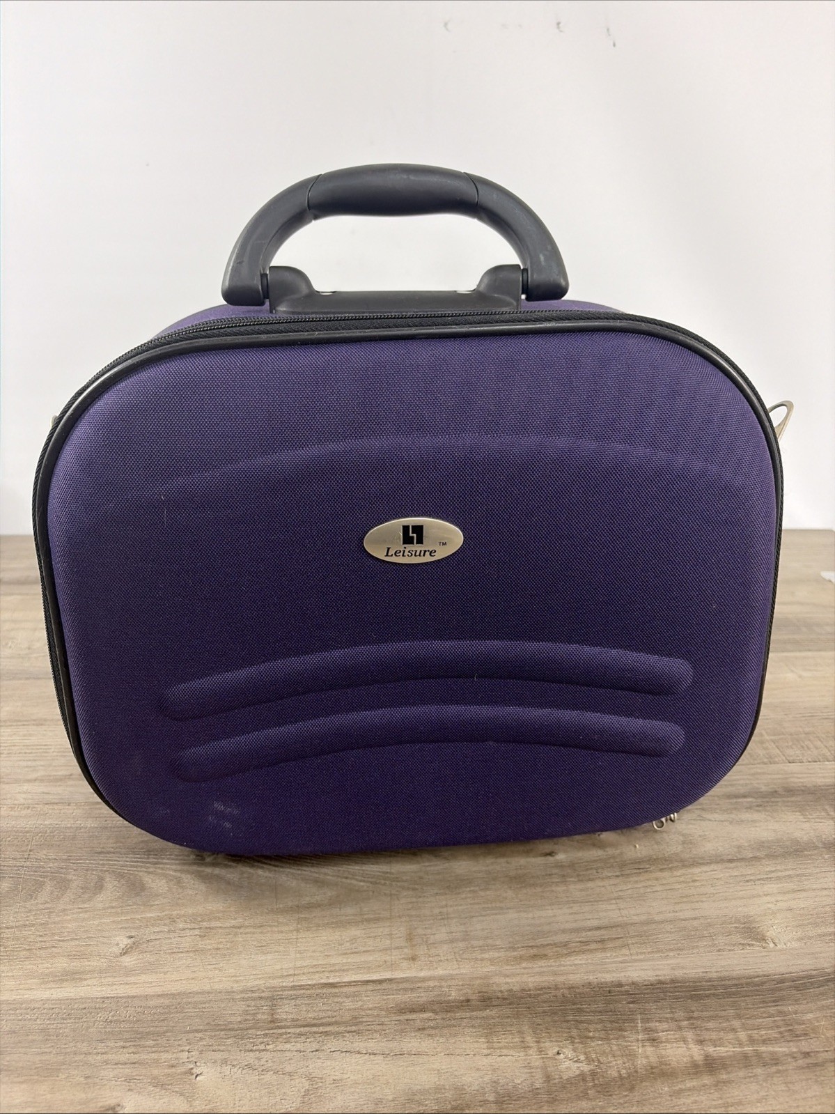 LEISURE PURPLE Hardshell Travel Cosemetic Case
