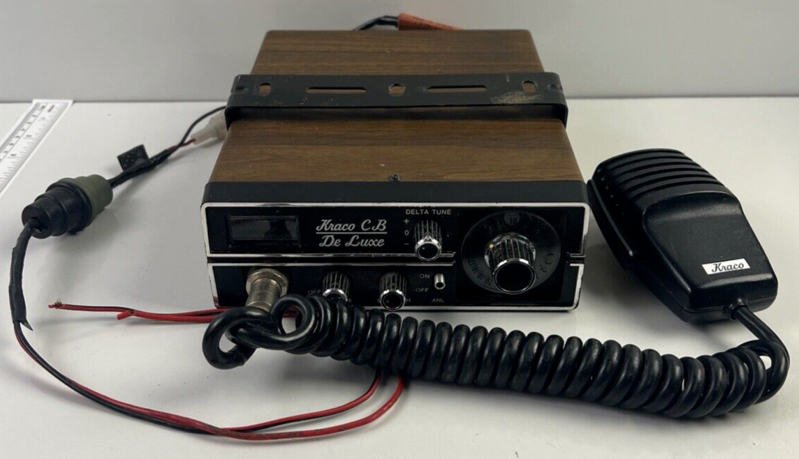 Kraco KCB-2320 CB Radio Deluxe 23 Channel 2-way Truck RV Boat De Luxe W/Mounting