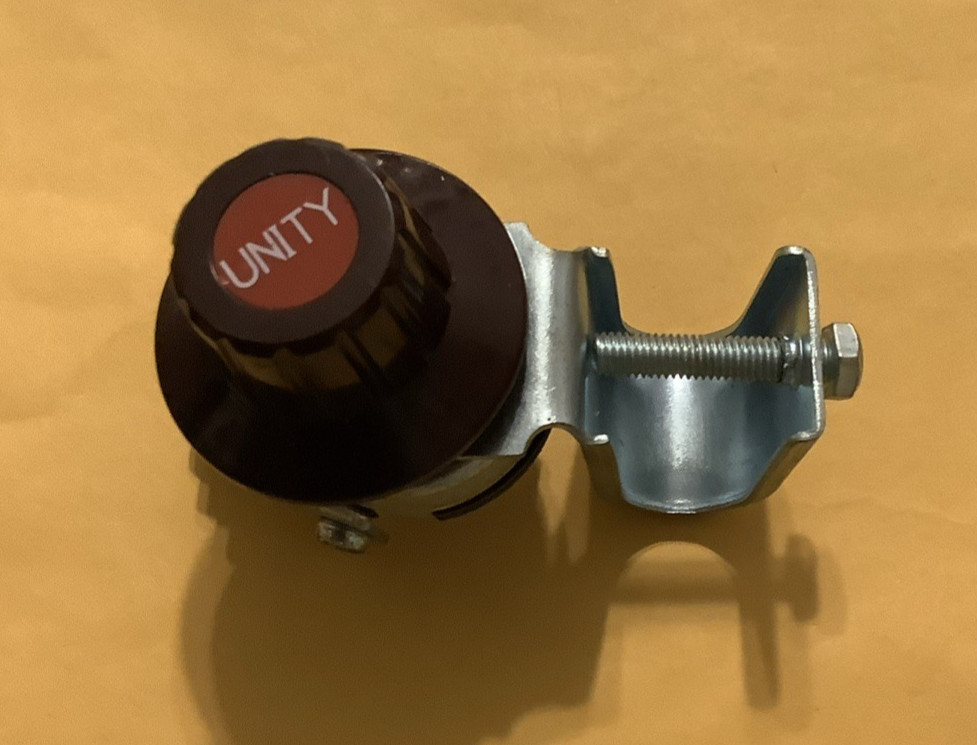 VINTAGE UNITY ON-OFF FUSED ROTARY SWITCH AND BRACKET
