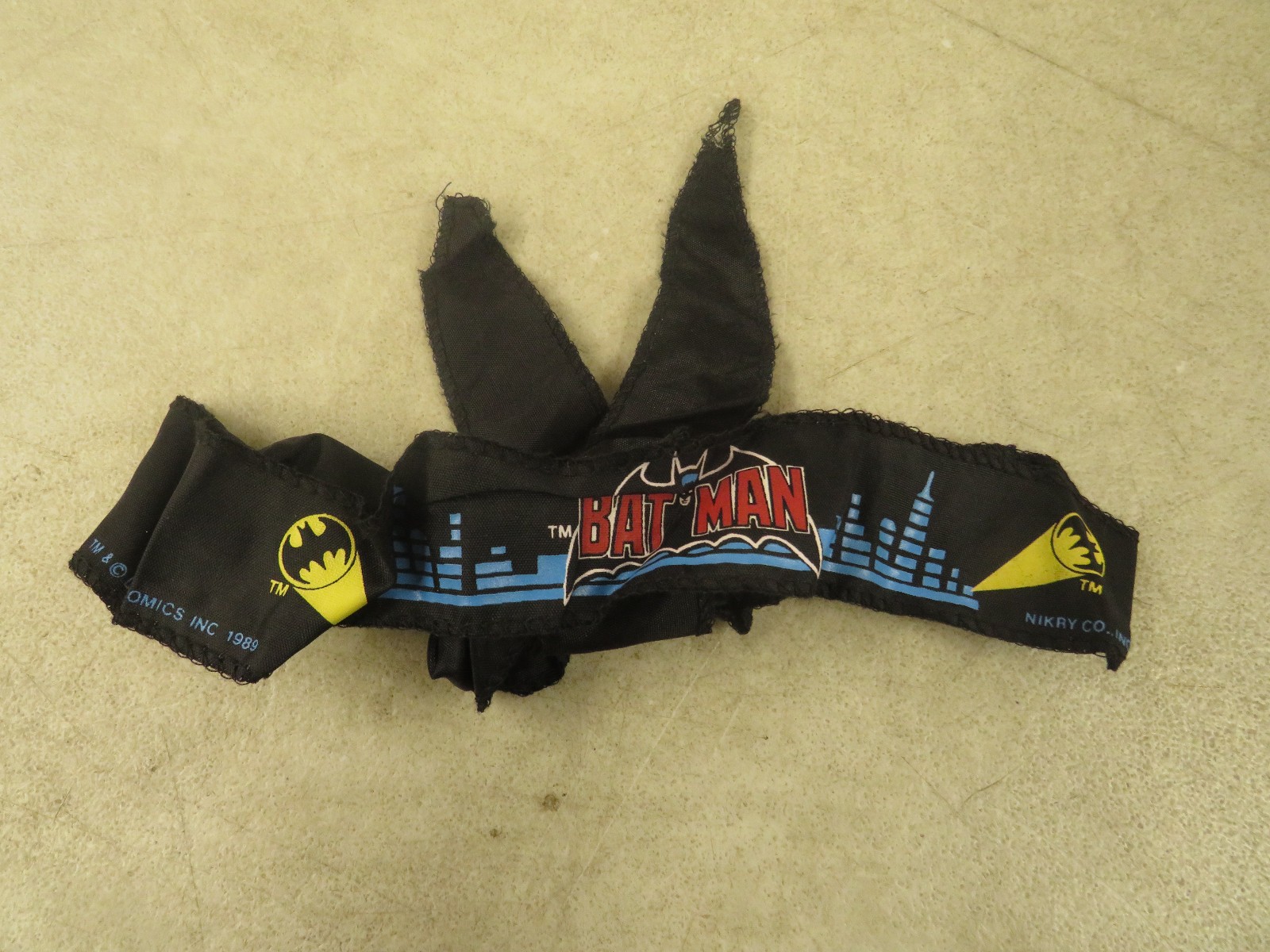 1989 DC Comics Batman Bandana Nikry Co Inc Black & Blue