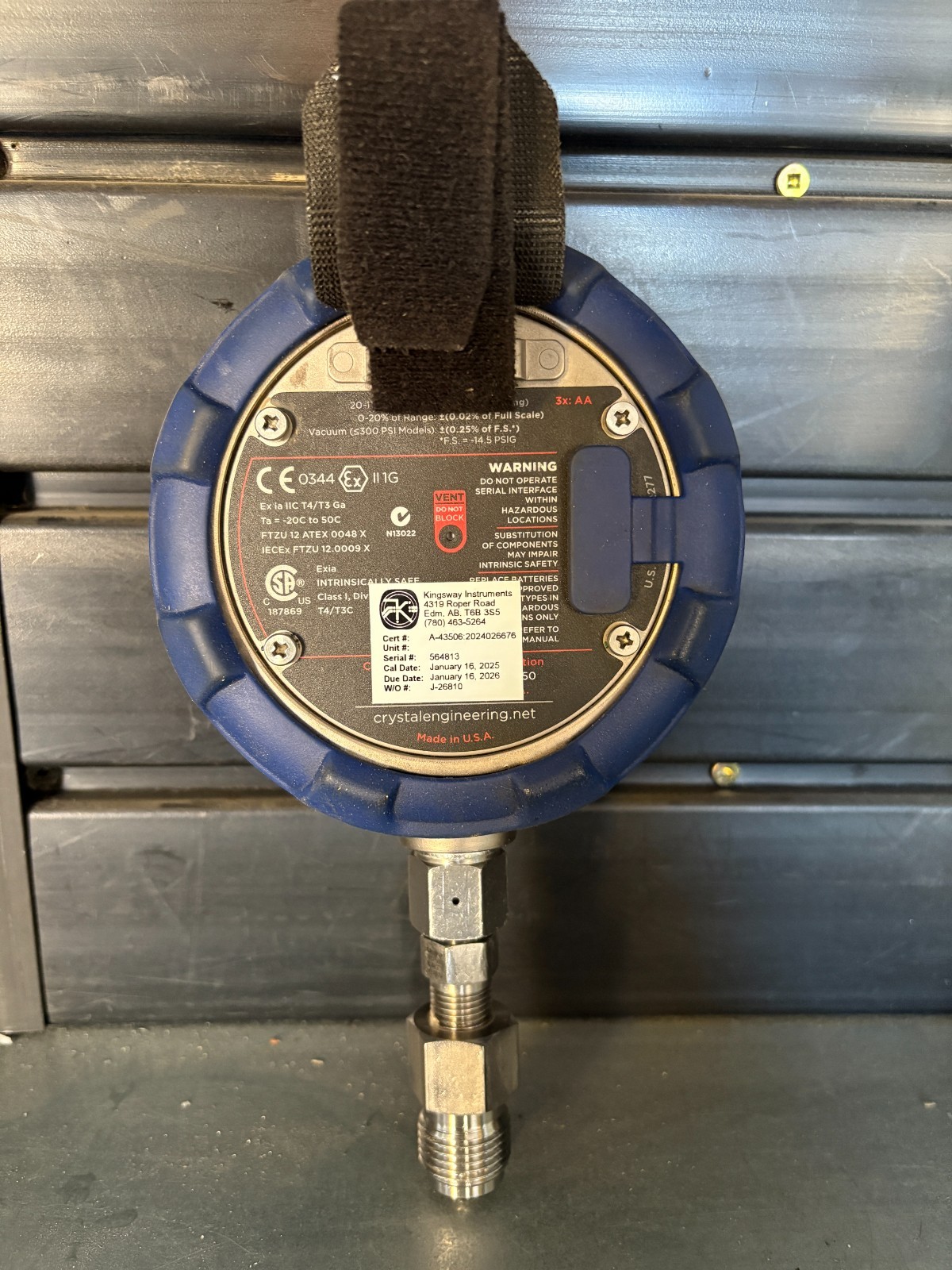 Wika CPP1000-H Hand Pump with Crystal XP2i Test Gauge (0-1000psig)