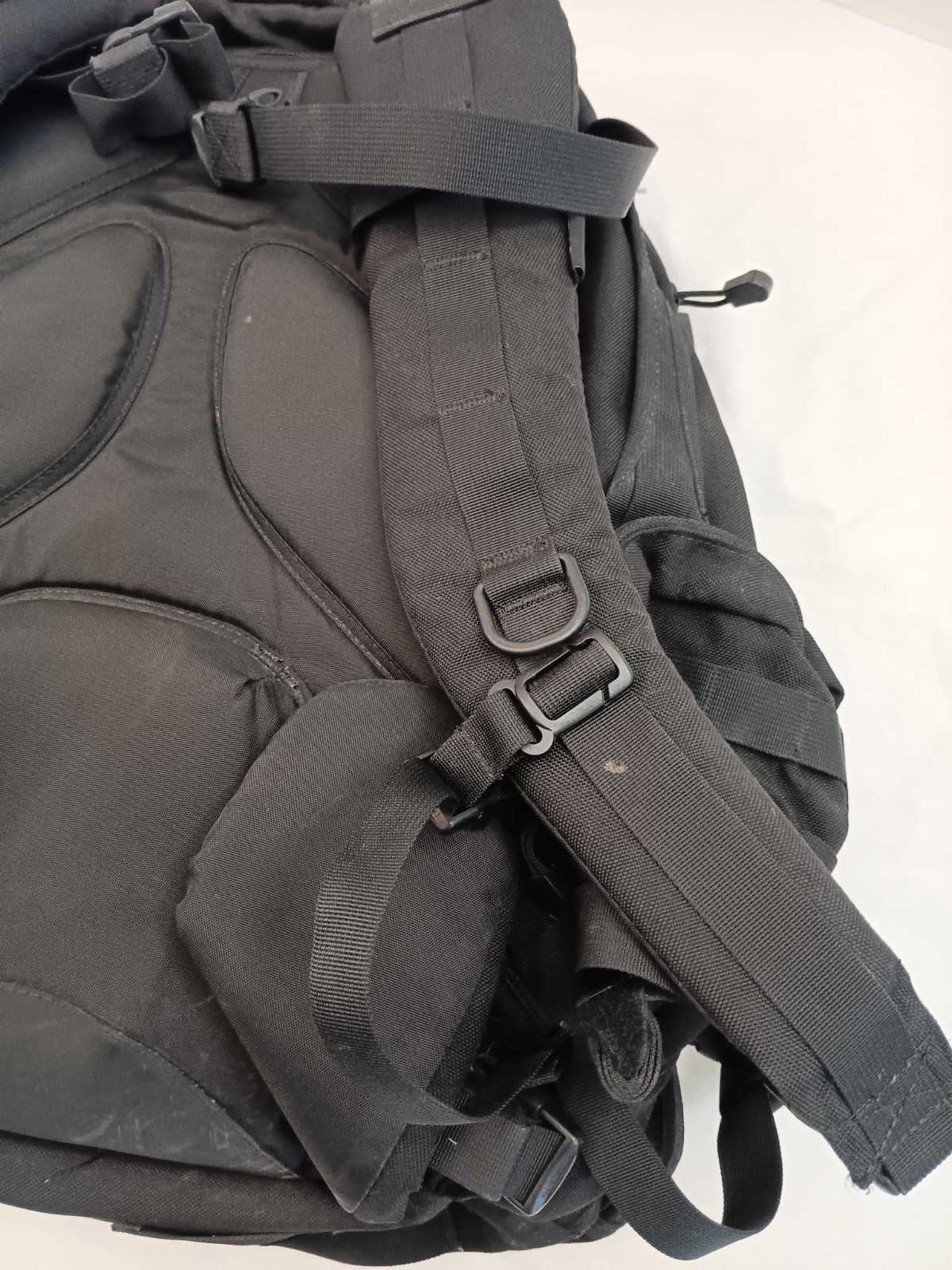 CAMBELBACK MAXIUMUM GEAR BFM LARGE TACTICAL BLACK HIKING BACKPACK NO BLADDER
