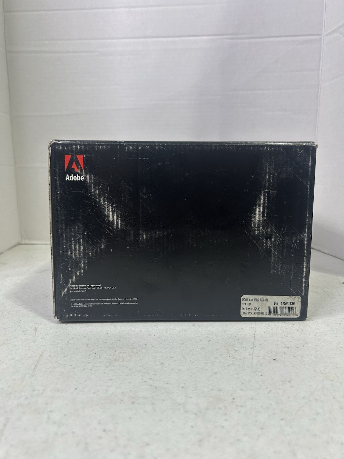 Adobe Design Collection MAC - RETAIL - Photoshop 7, InDesign 2, Illustrator 10