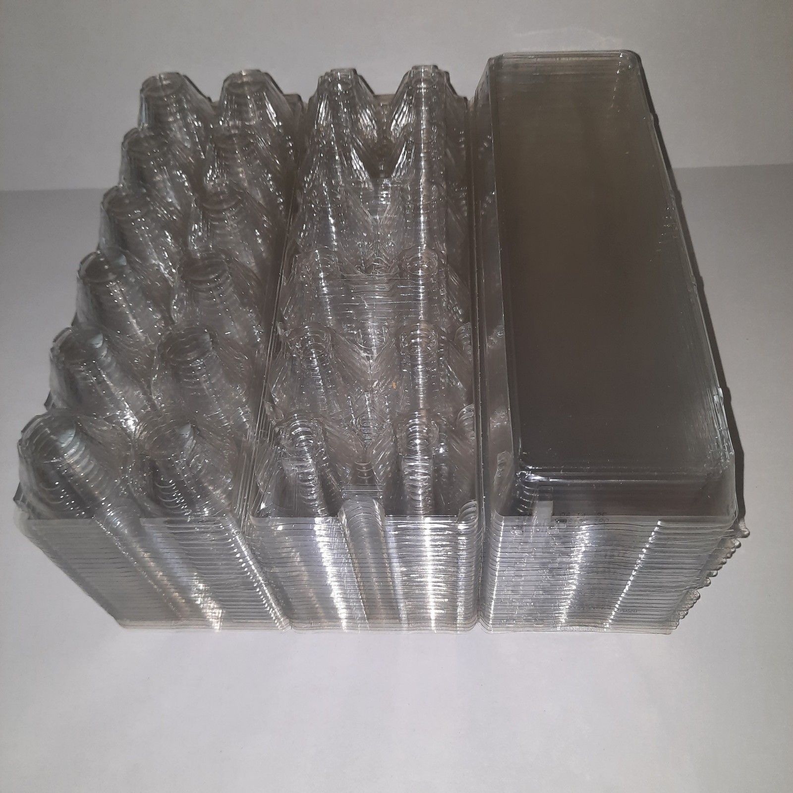 40 count plastic tri-fold egg cartons, each holds 1 dozen eggs, clean used once