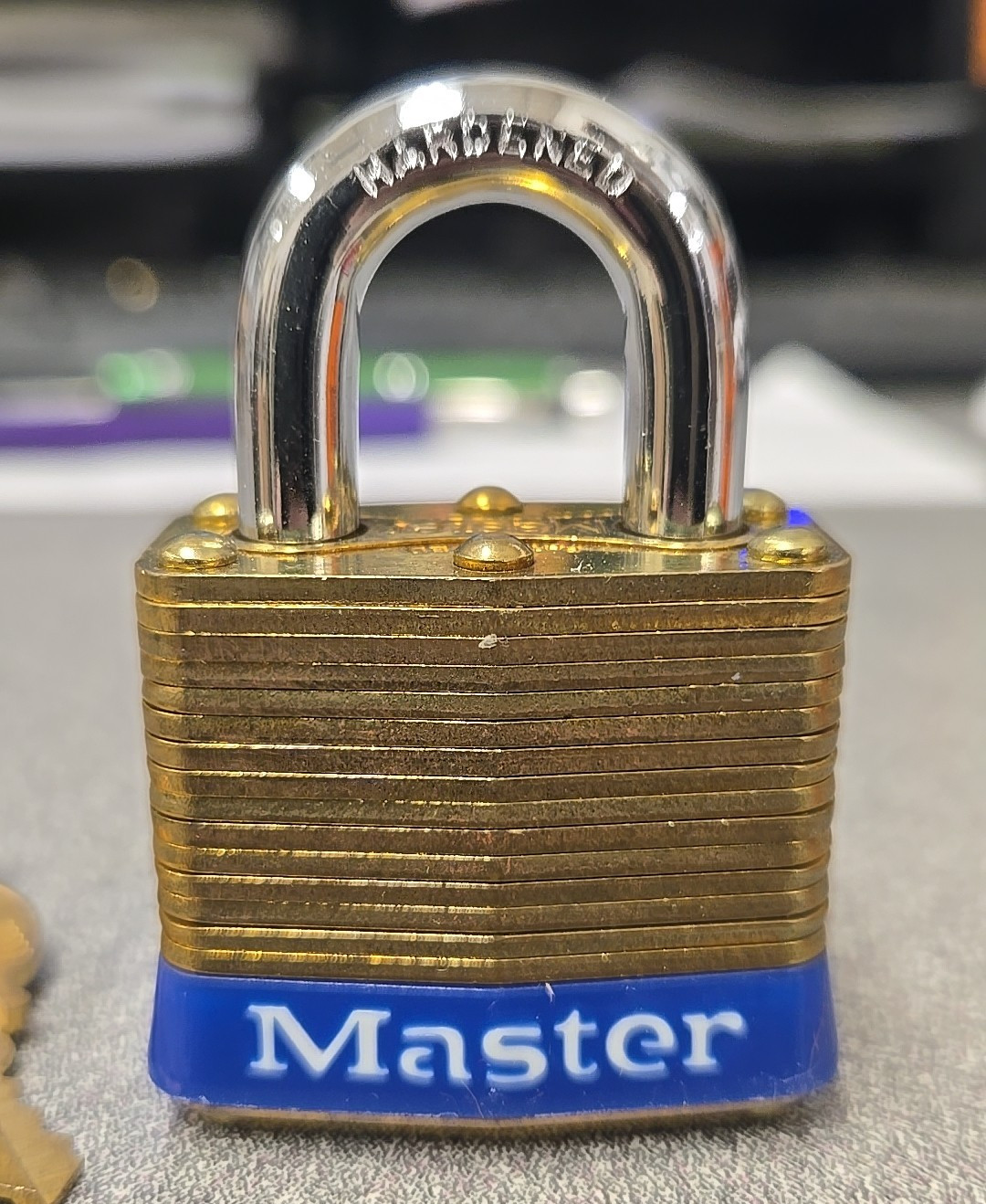 MASTER LOCK (4KA) LAMINATED BRASS PADLOCK *NEW IN FACTORY BOX*