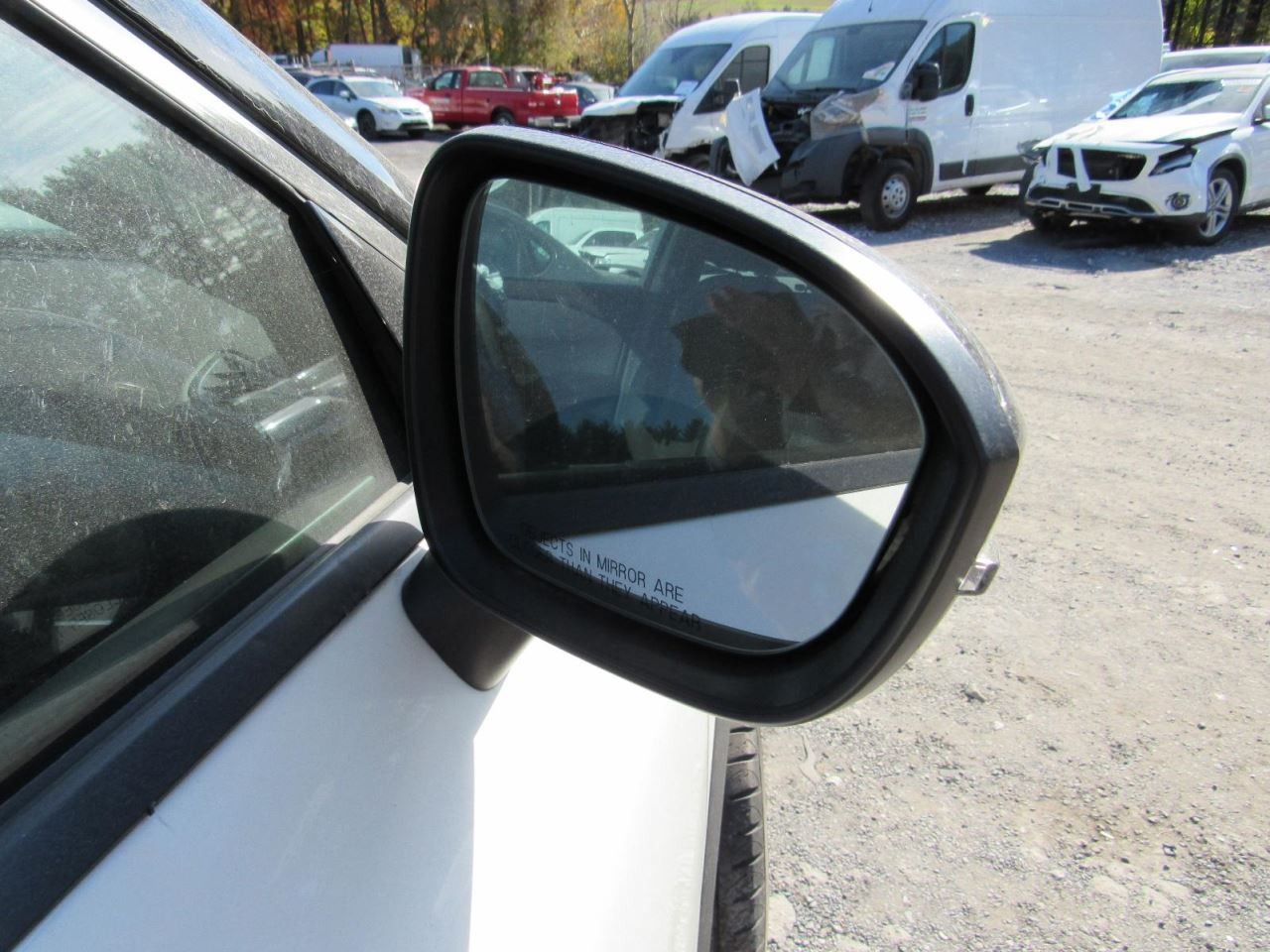 ROGUE 2021 Glove Box 1001828