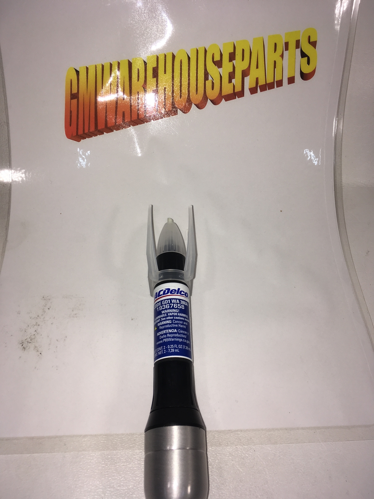 GM TOUCH-UP PAINT  TUBE (.5 OZ) (BLUE ME AWAY MET) (WA 388A) GD1 GM# 19367658