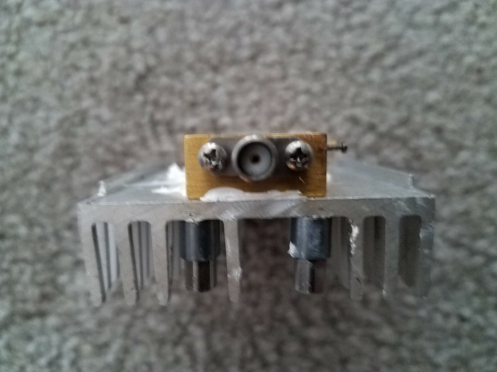 Micronetics NMA-2414-A2T Noise source, 0.5-6 GHz, ENR~74dB