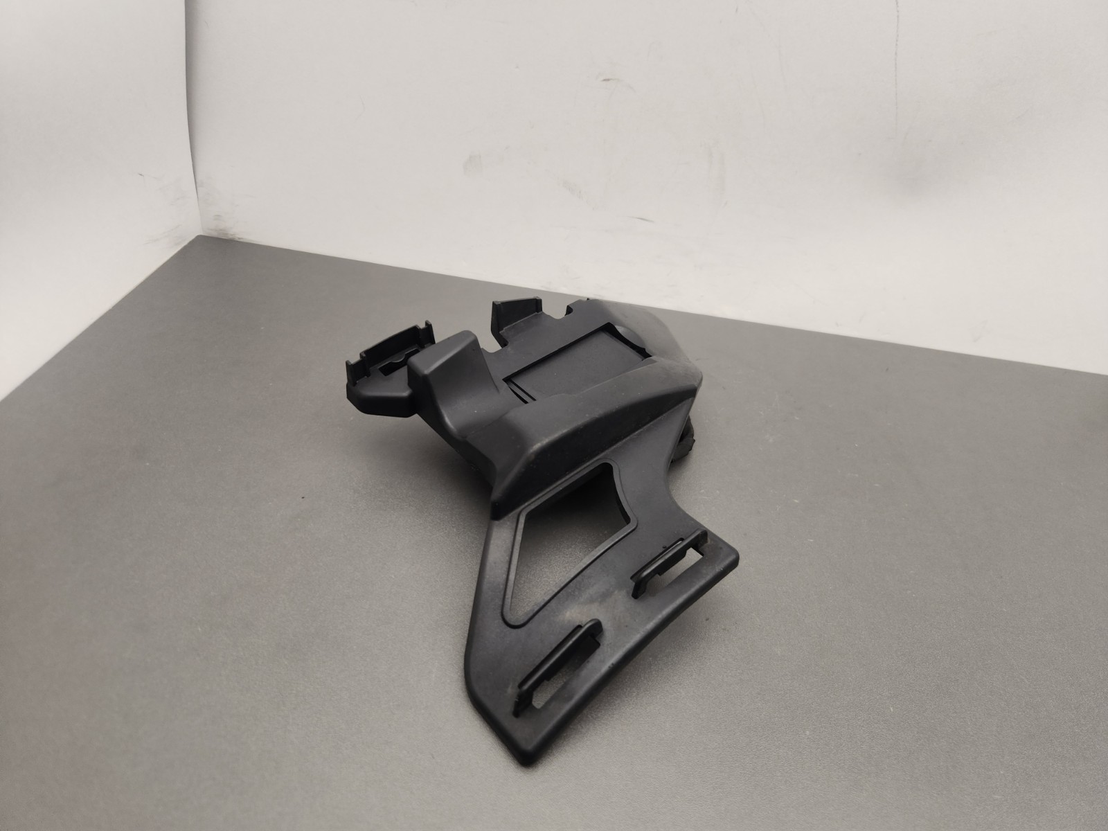 2017 - 2024 AUDI PORSCHE - REAR RIGHT SIDE BLIND SPOT SENSOR CONTROL MODULE OEM