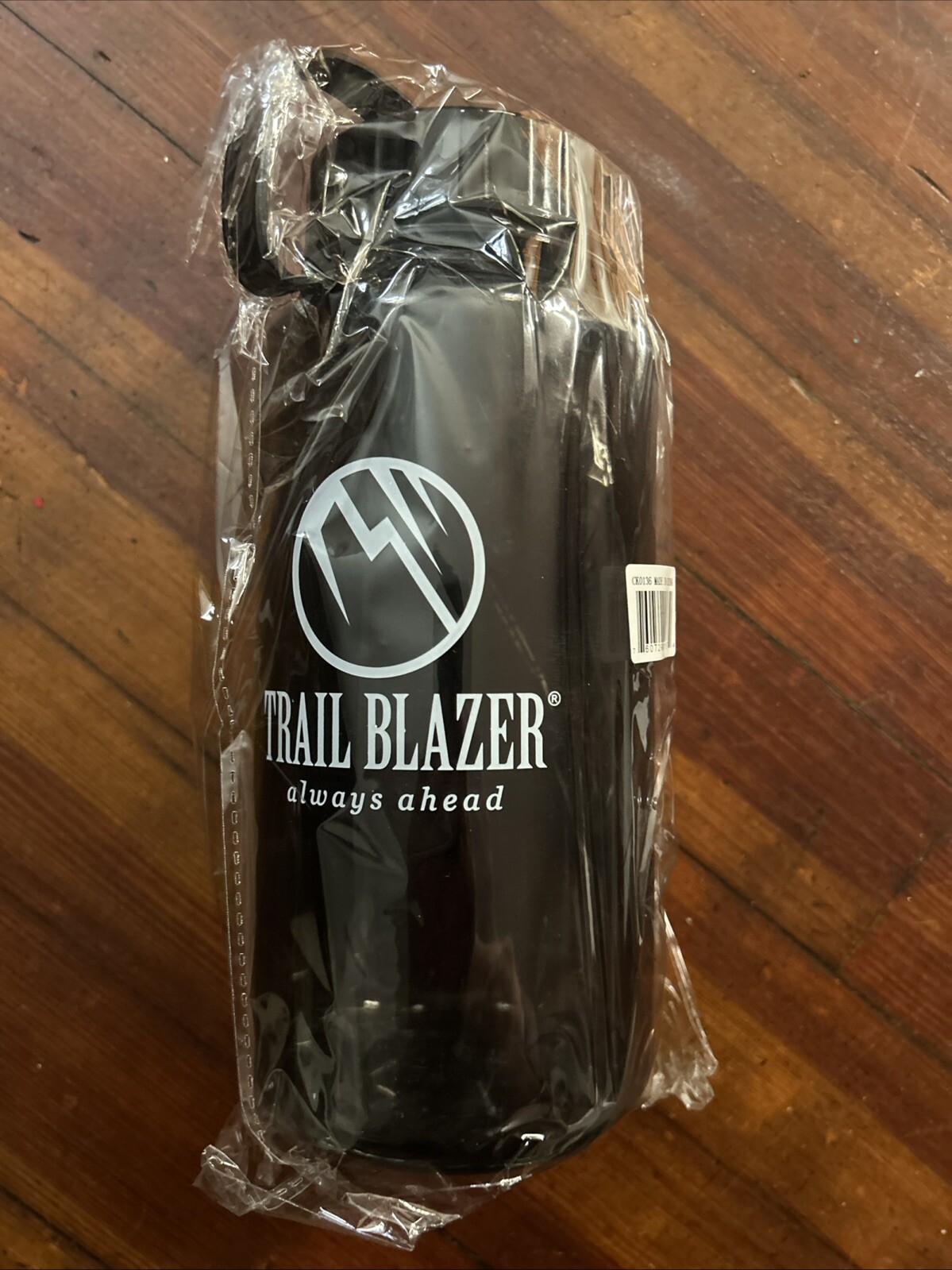 Trailblazer plastic canteen bottle new 32 Fl Oz Bottle