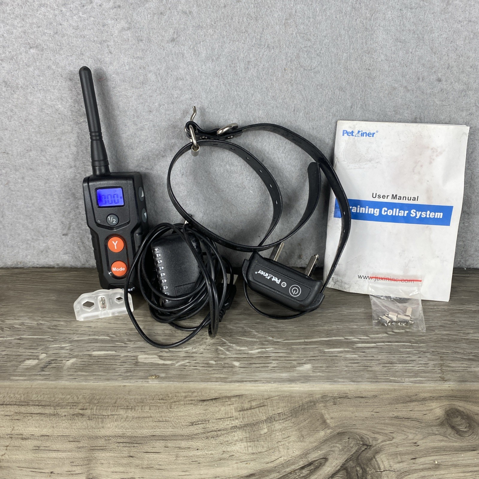 Pet Liner Dog Training Wireless Collar OEM & Remote PET998DB  Wireless Dog Fence