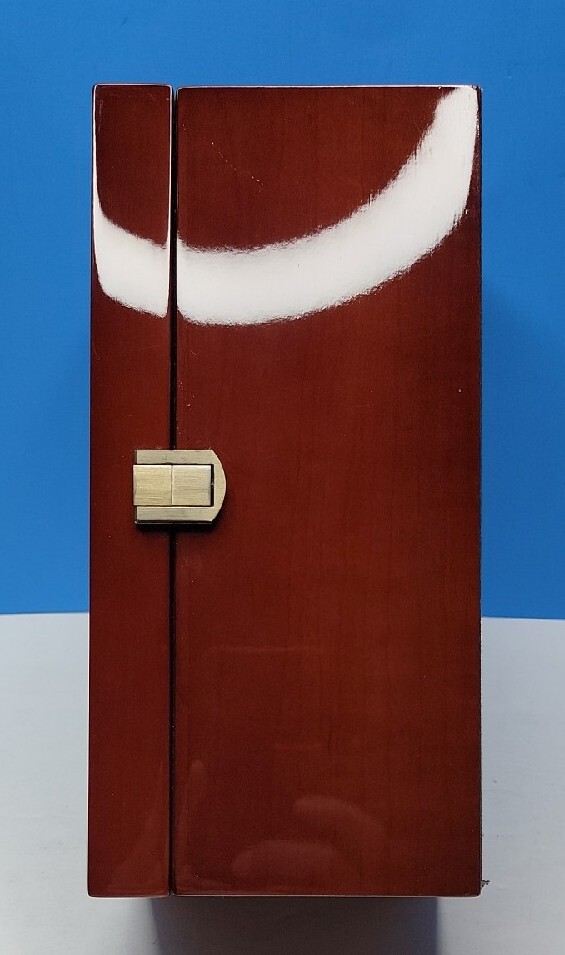 The Irishman Whiskey Cask Strength 2014 Laquered - Box Only.