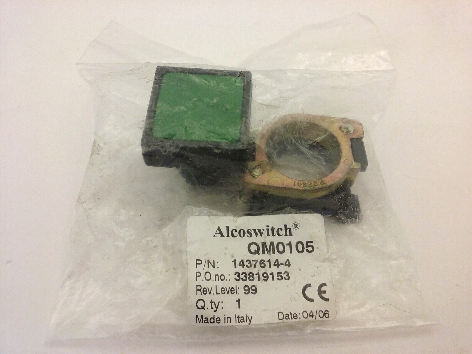 ALCOSWITCH QM0105 SWITCH PUSHBUTTON OPERATOR MOM SQUARE GREEN NIB