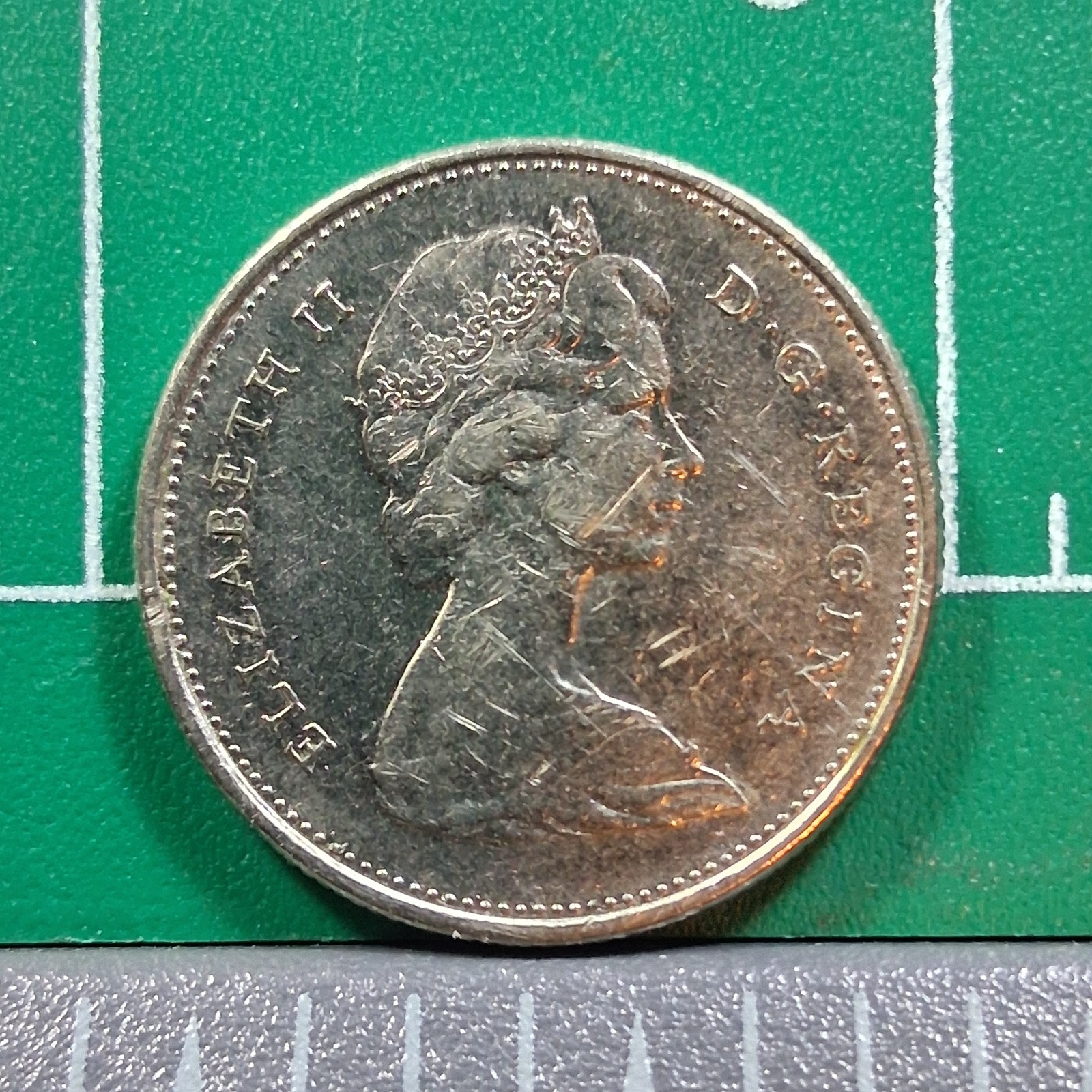 1978 Canada Elizabeth II / Caribou 25 Cents Currency Coin