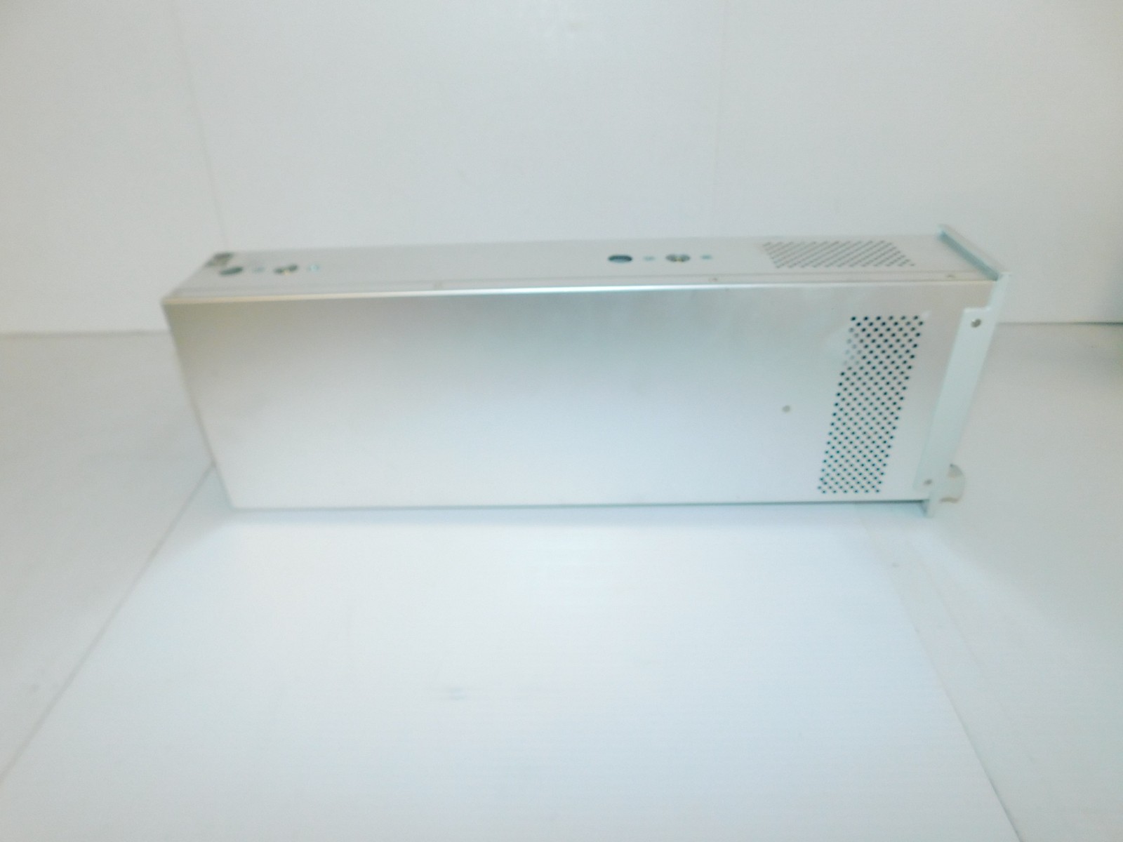 CHROMA 63123A DC ELECTRONIC LOAD (GSW136)