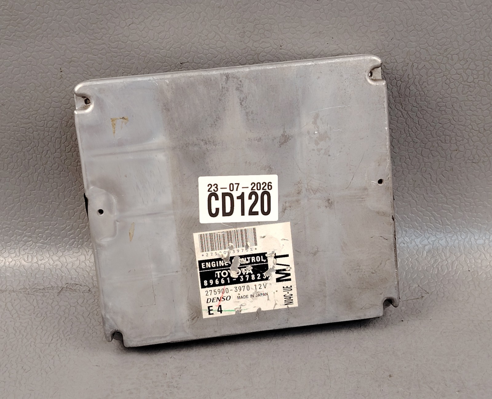 HINO DUTRO DYNA N04C-UE ENGINE CONTROL MODULE ECM ECU 89661-37823 275900-3970