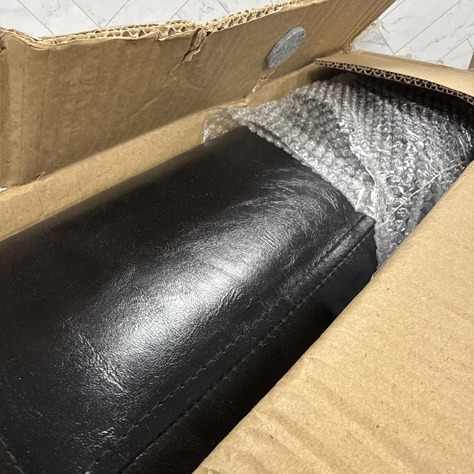 GRUNEN WOLKEN Small Ottoman Footrest PU Faux Leather 15" Black New in box