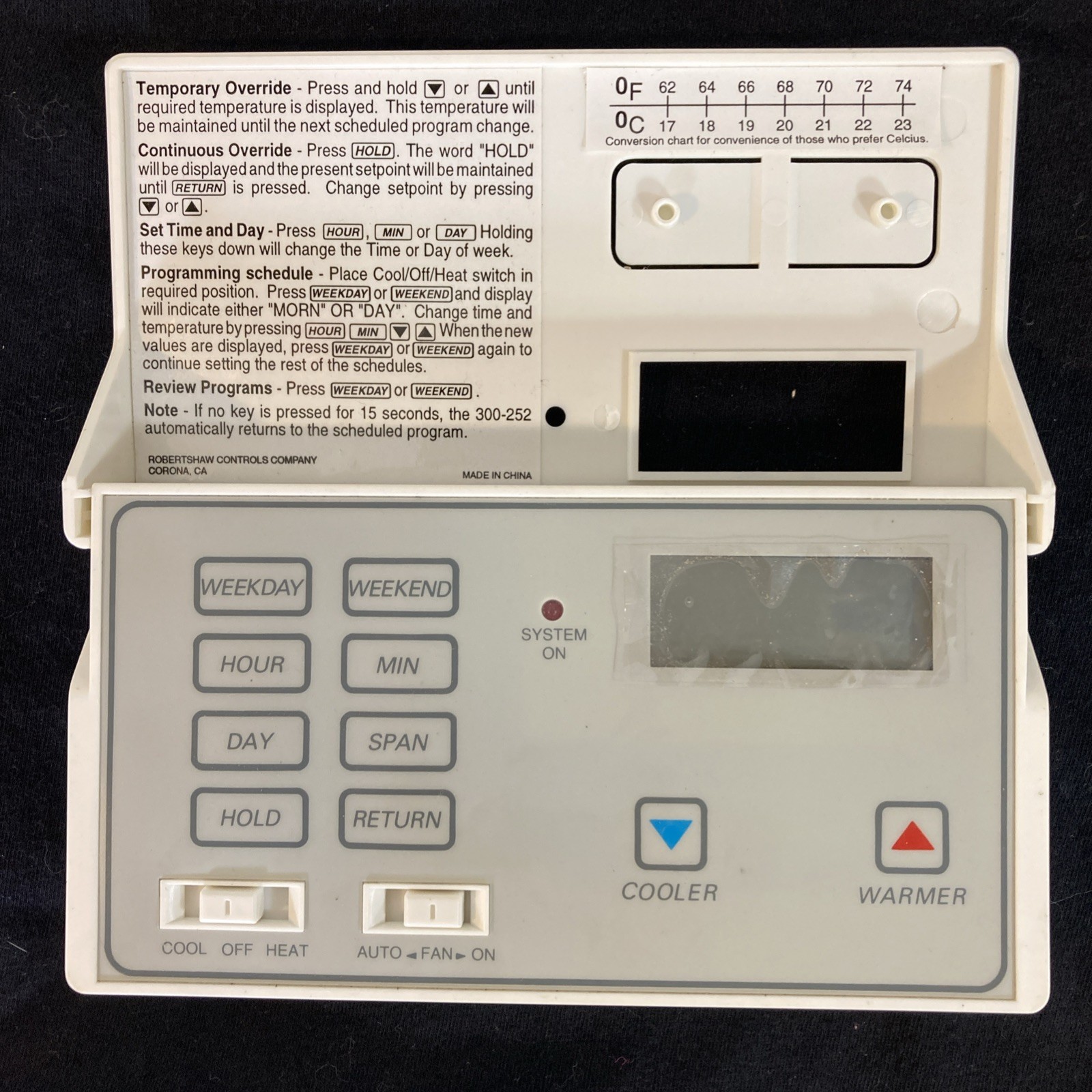 RobertShaw 300-252 Thermostat Programmable, 5-2 Day Heat/Cool