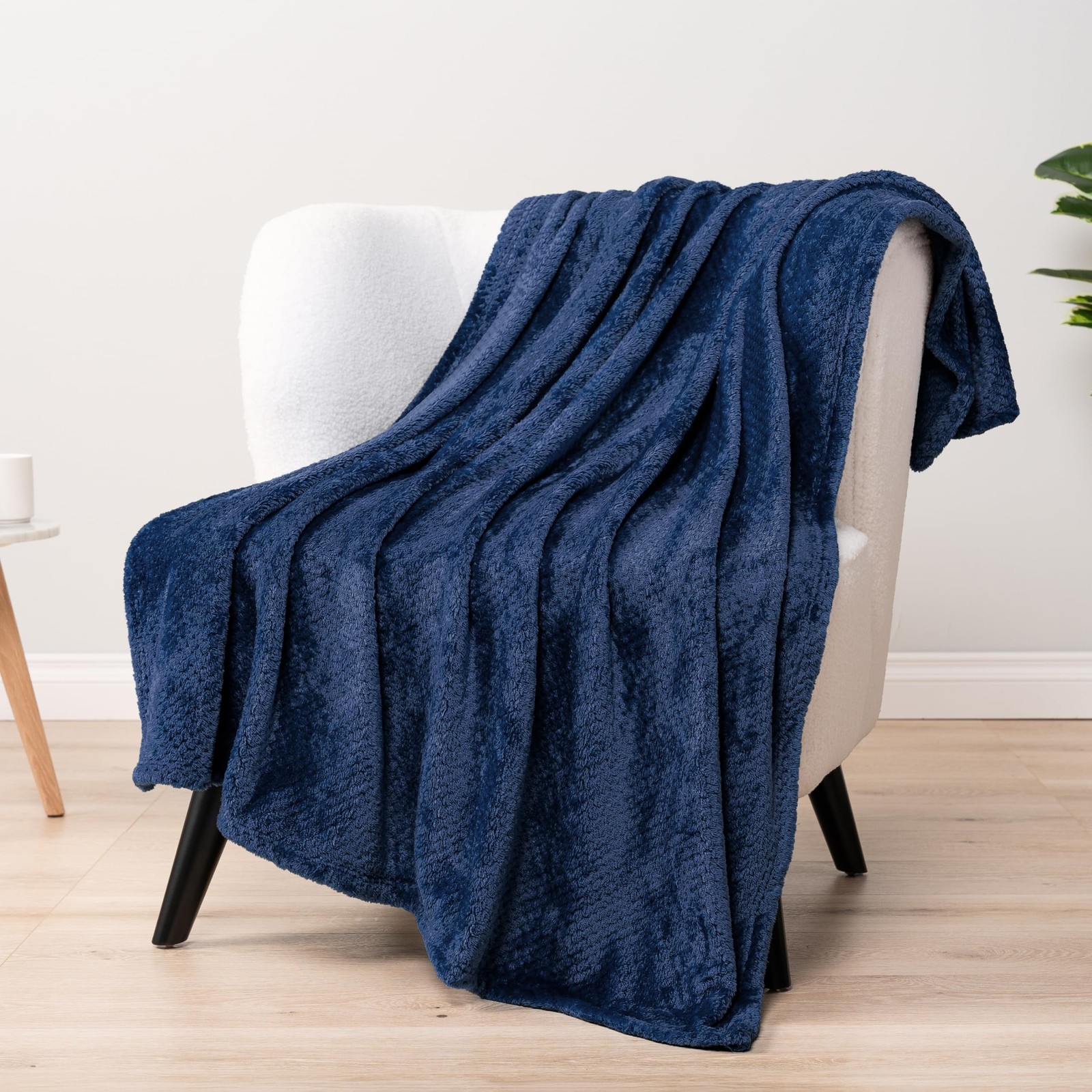 Navy Blue Throw Blanket for Couch Bed Soft Fleece Throws for Sofa Chair Fuzzy...