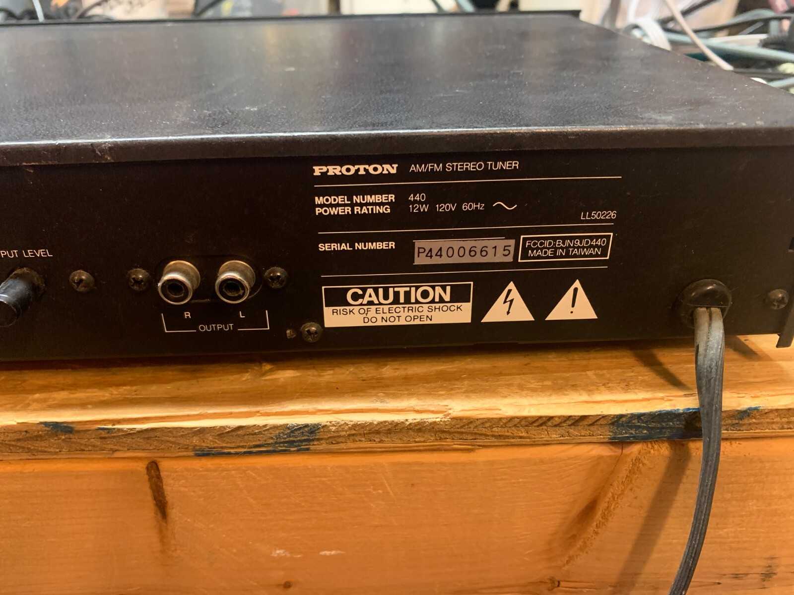 Proton 440 AM/FM Stereo Tuner