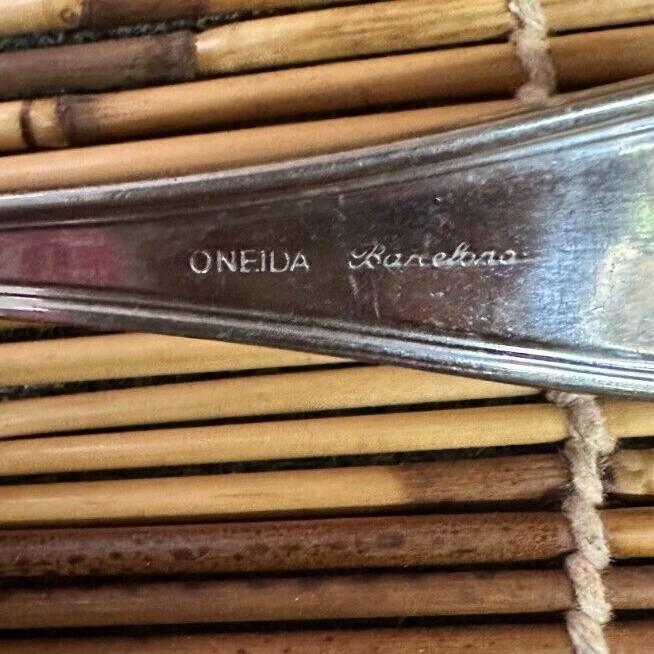 Oneida * BARCELONA Stainless Flatware Glossy - CHOICE - CHOOSE (52)