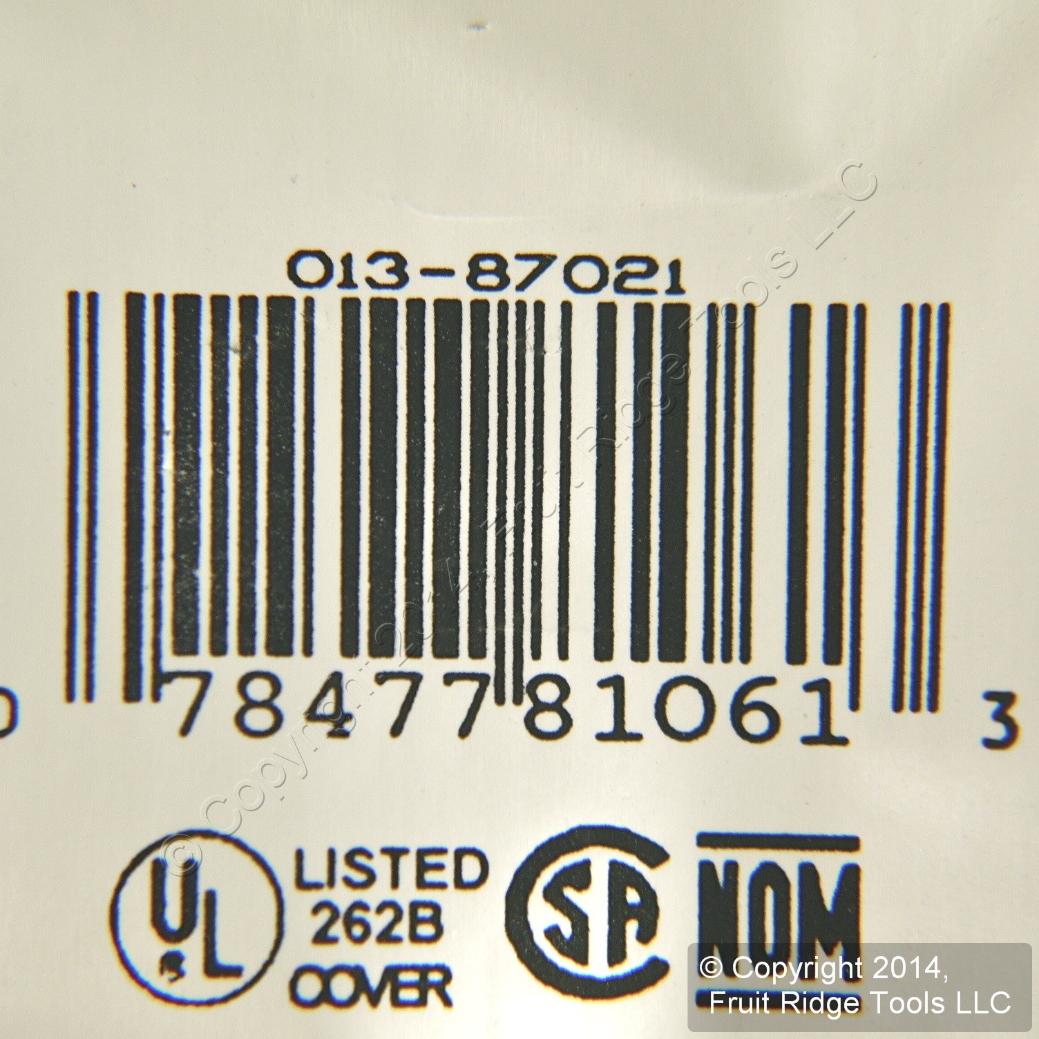 Leviton 87021 Gray 3-Gang Toggle Switch Duplex Outlet Plastic Standard Wallplate