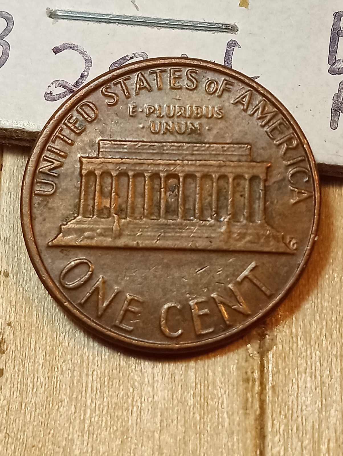 1982-D Lincoln Memorial Cent LD D/D /EF BRN.