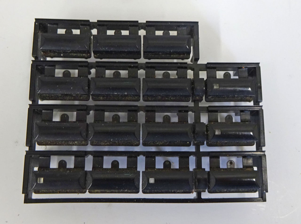 Korg 01/Wfd Right Side Button Assembly