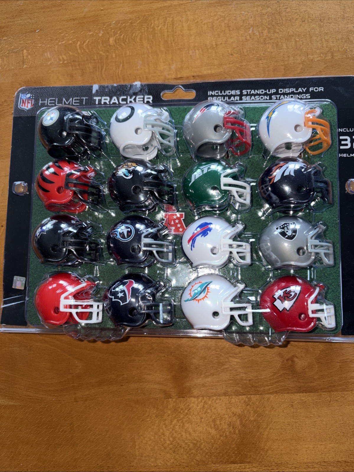 Riddell NFL Helmet Tracker Set w/ 32 Mini Helmets & Display Boards Multicolor
