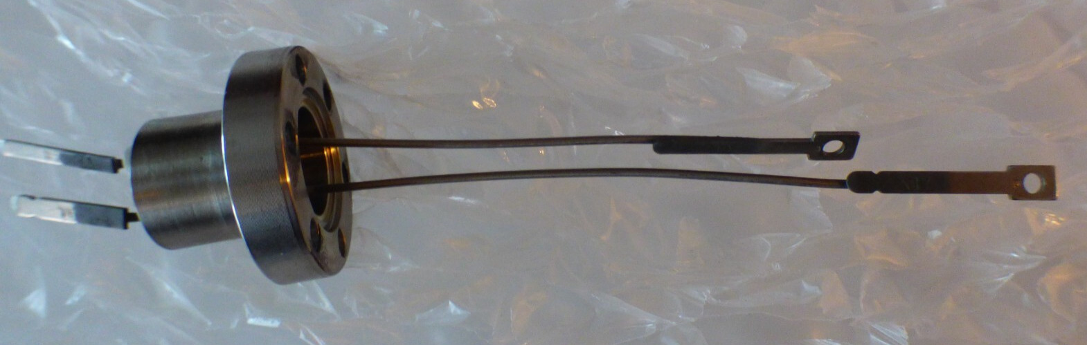 MDC thermocouple UHV 1.33" CF (DN16CF)