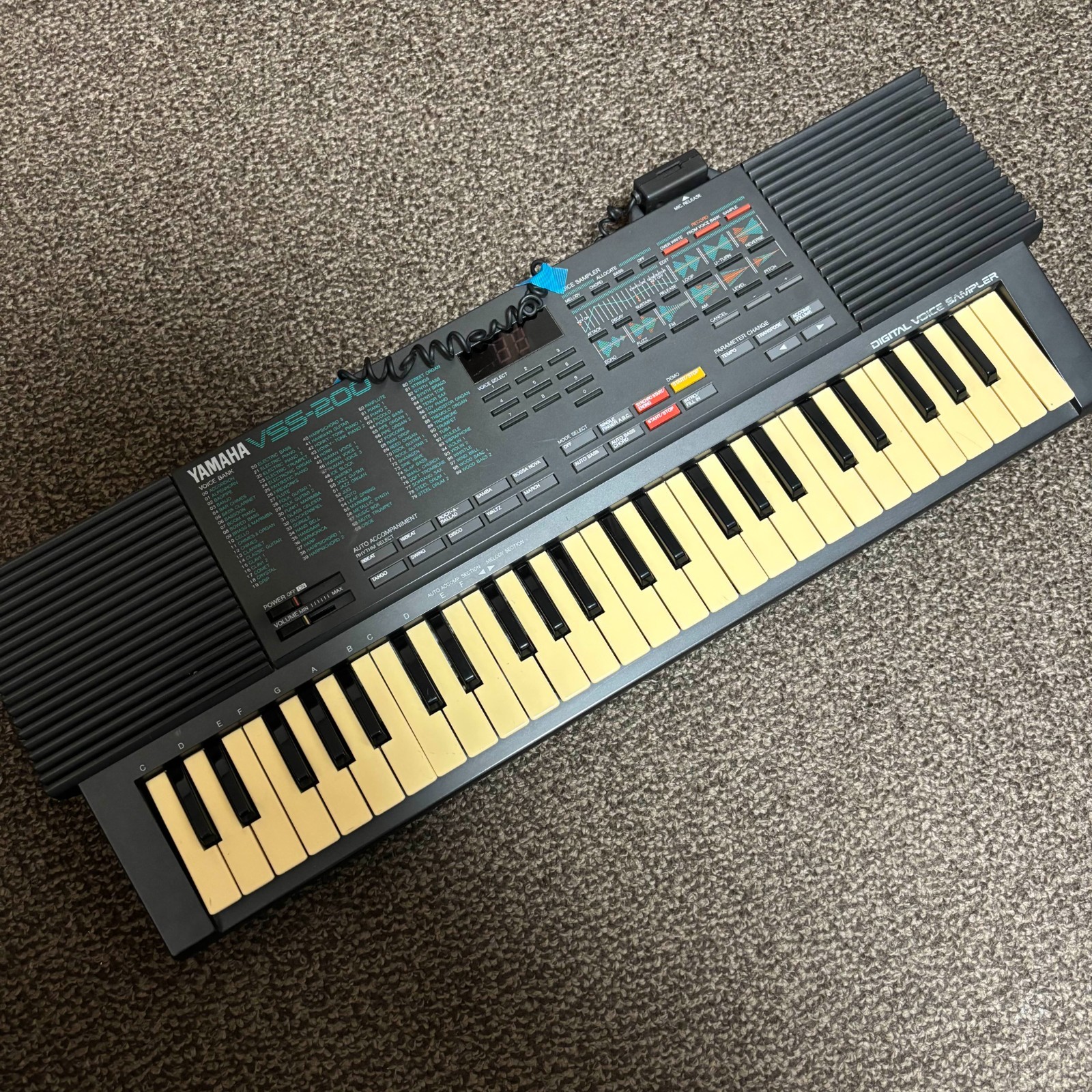 Yamaha VSS-200 Digital Voice Sampler Synthesizer electric piano