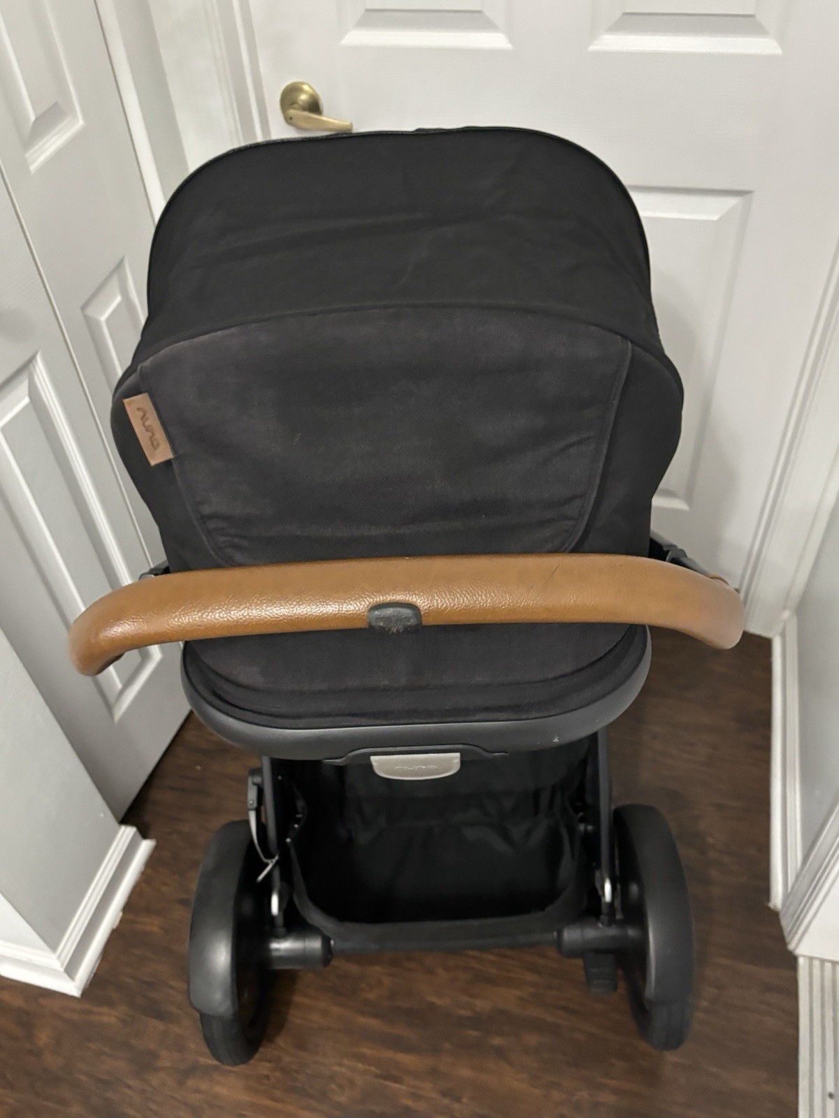 Nuna Demi Grow Stroller with MagneTech Secure Snap - Caviar