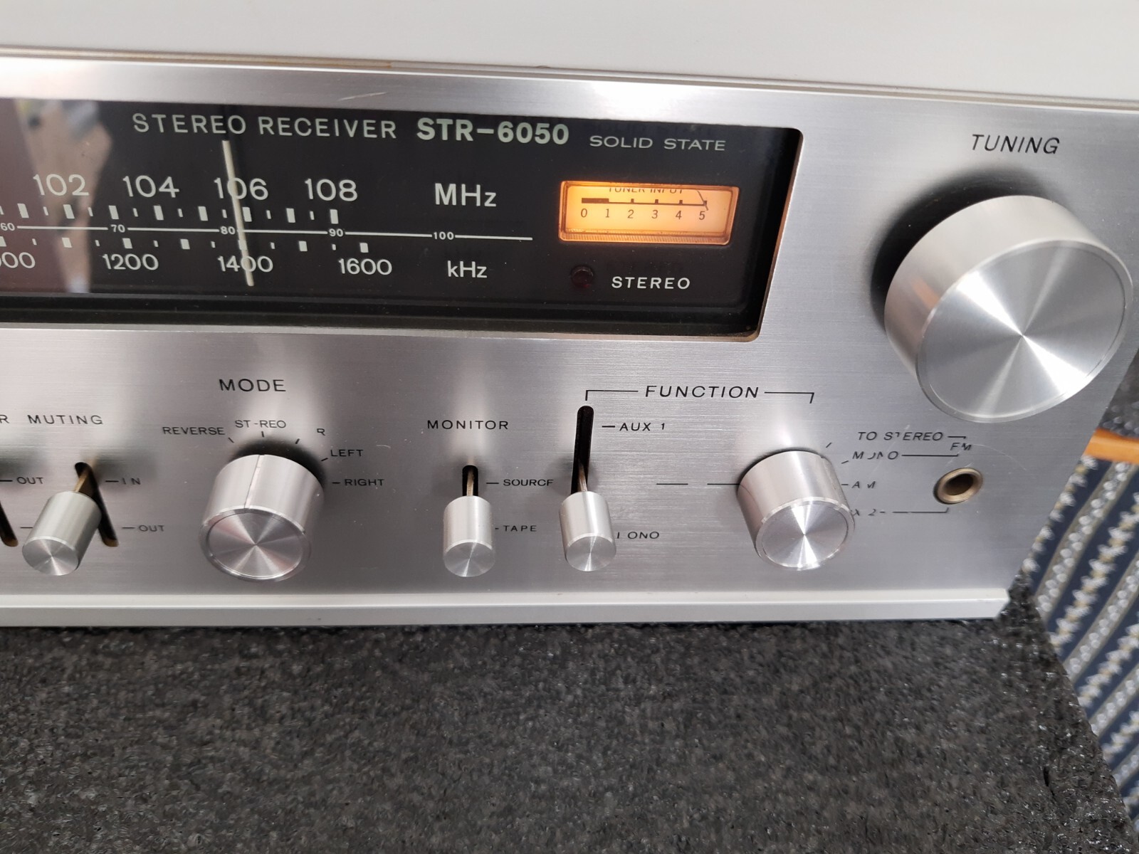 Sony STR-6050 AM/FM Stereo Receiver