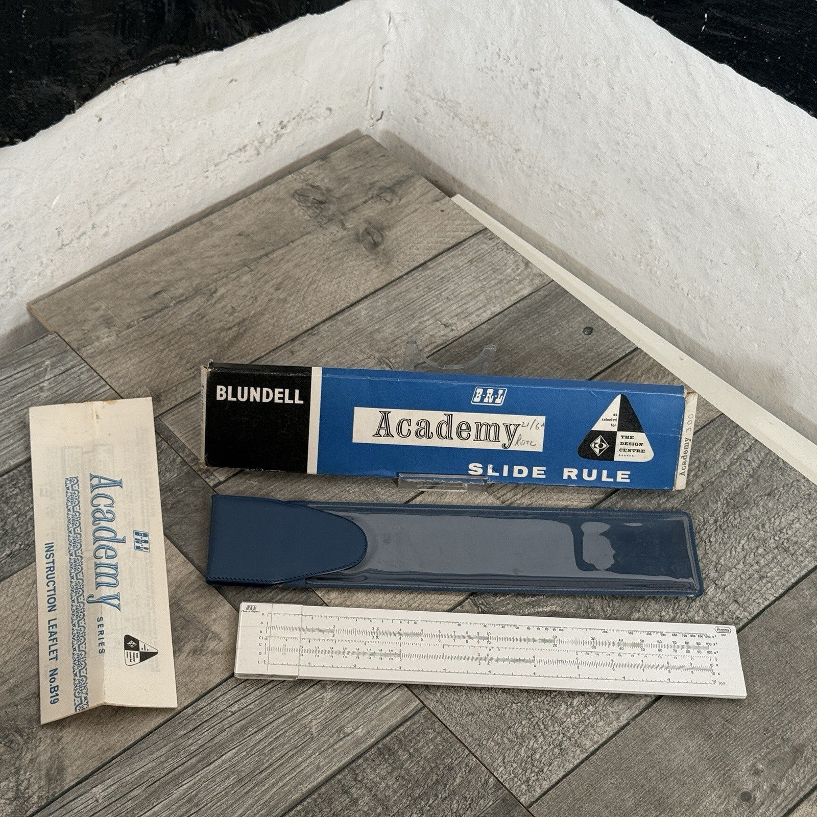 Vintage Slide Rule Academy 300 Case Blundell Office Technical VGC Plastic