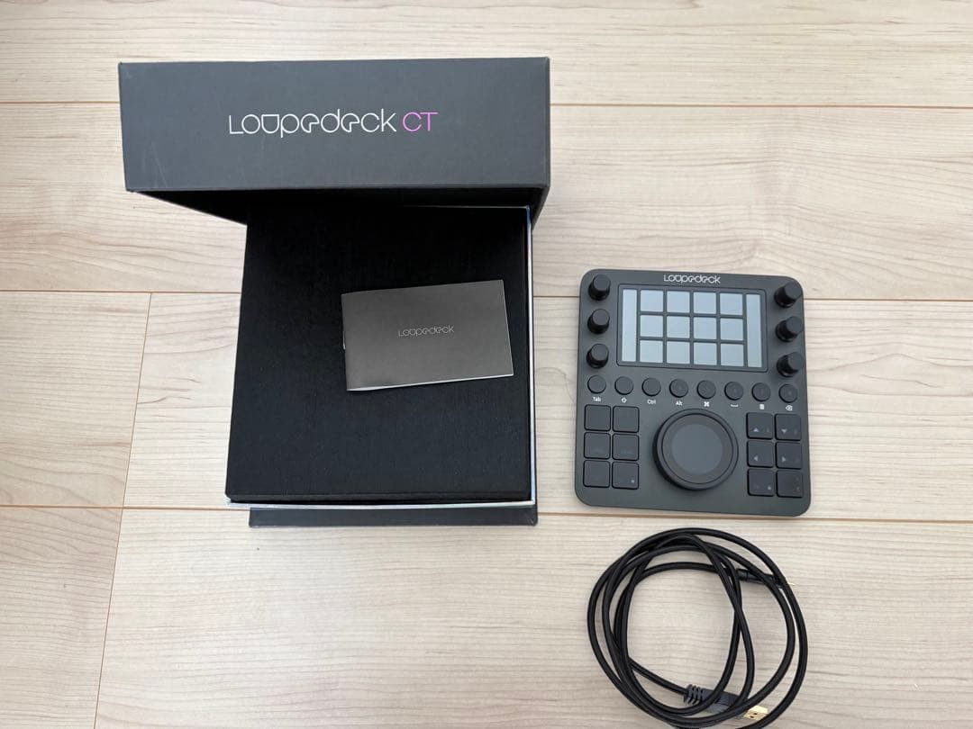 Loupedeck CT Creative Editing Console LDD-1903 Black Control panel#