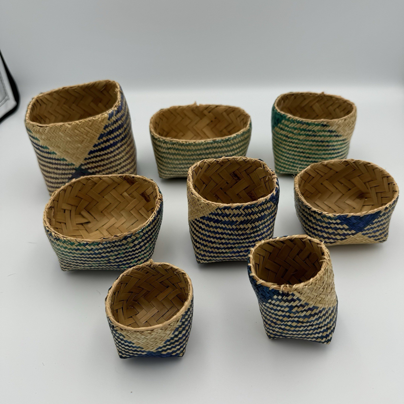 Set of 8 African Nesting Baskets Decorative Square-8 Turn Into 1 Basket With Lid