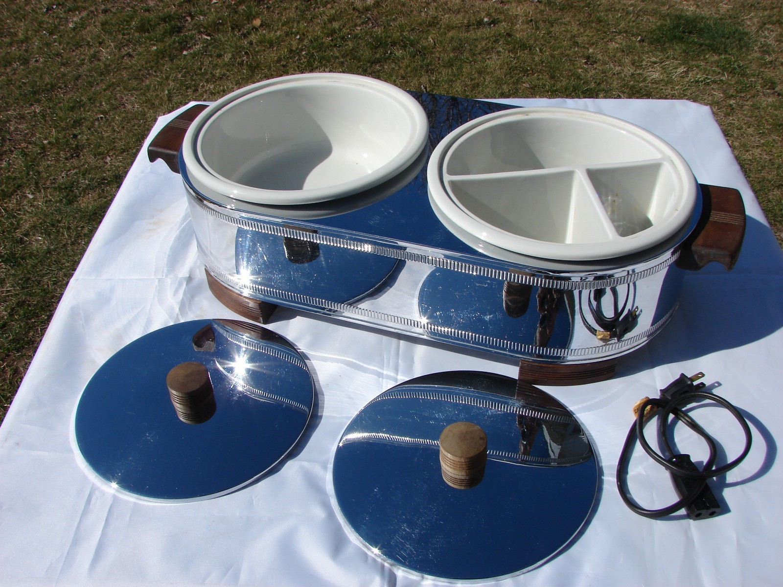 1934 Manning Bowman Buffet Server!! Complete!!