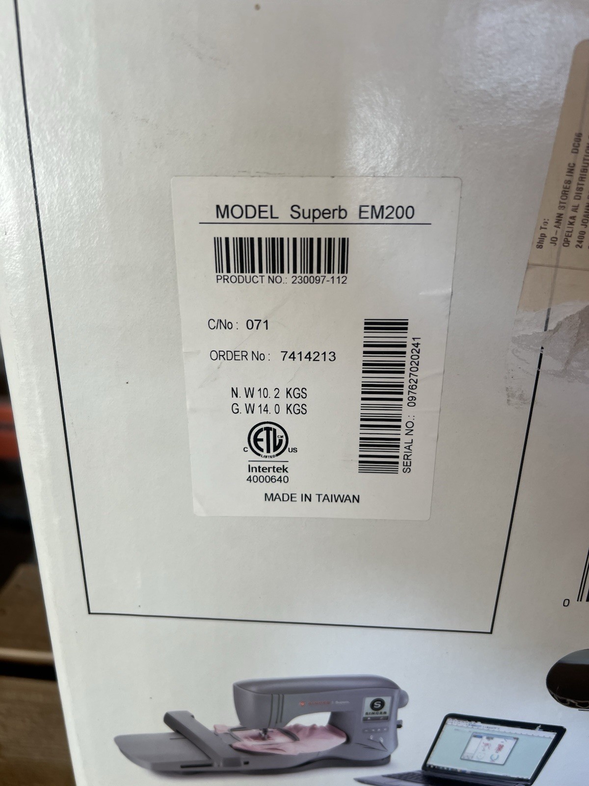SINGER Sewing Co EM200 SUPERB Embroider Machine
