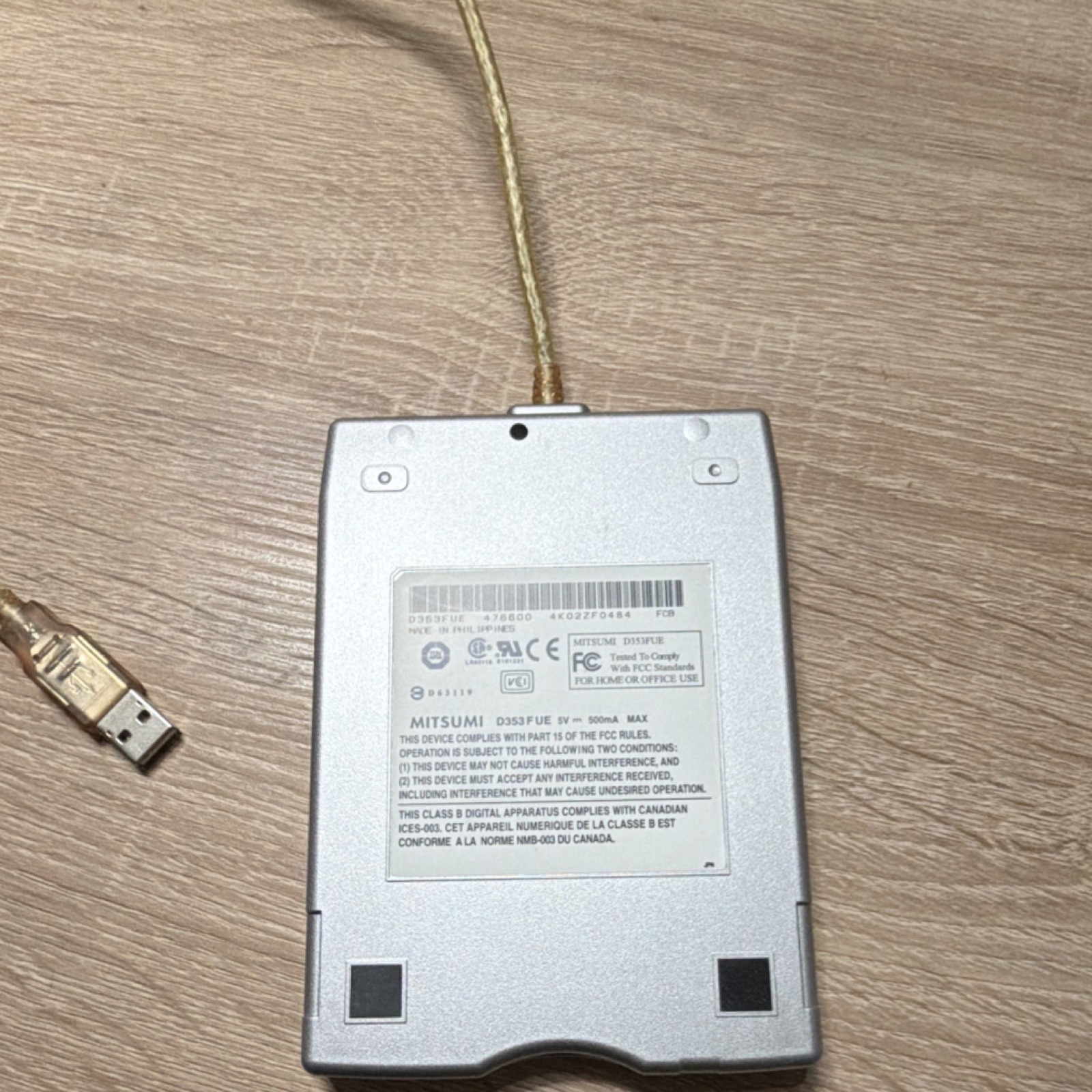 Mitsumi D353FUE USB-Powered External 3.5in Floppy Disk Drive Silver PC