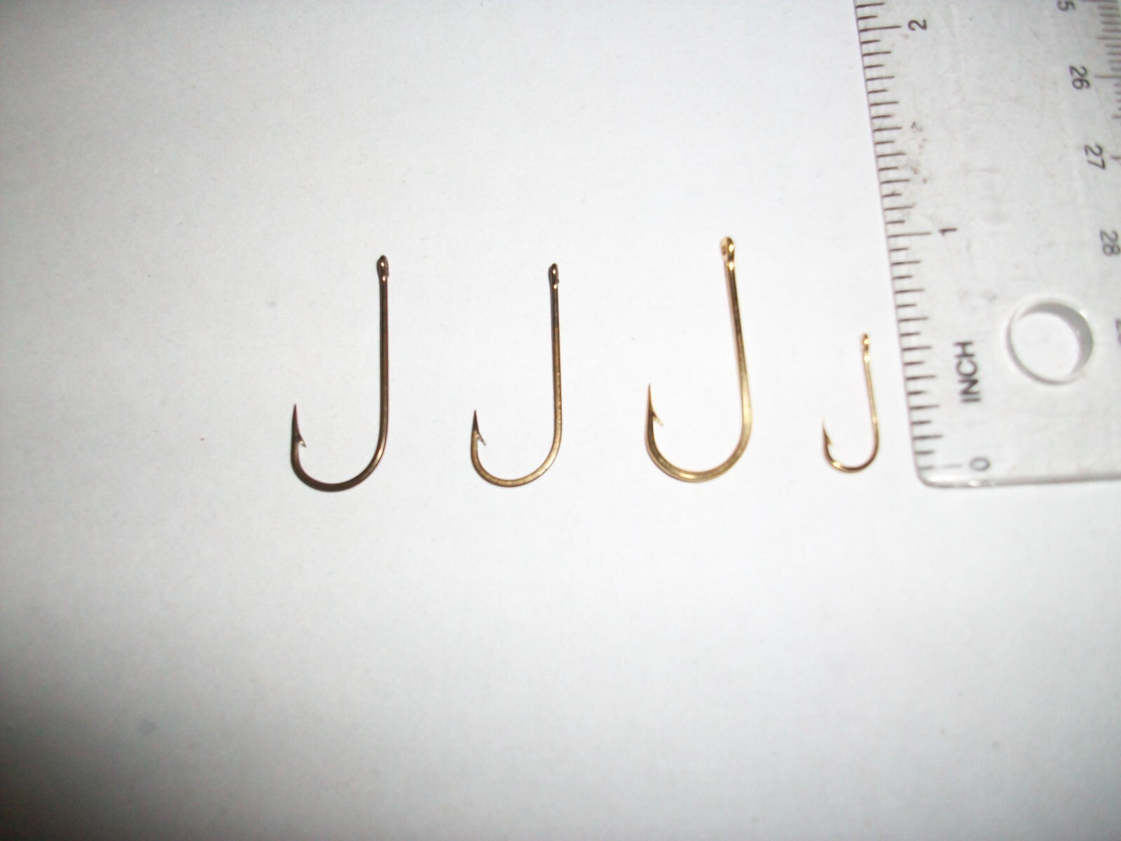 Richard (Dick) Walker Original Carp Fishing hooks sizes2,4 & Mustad39838 2,4,12*