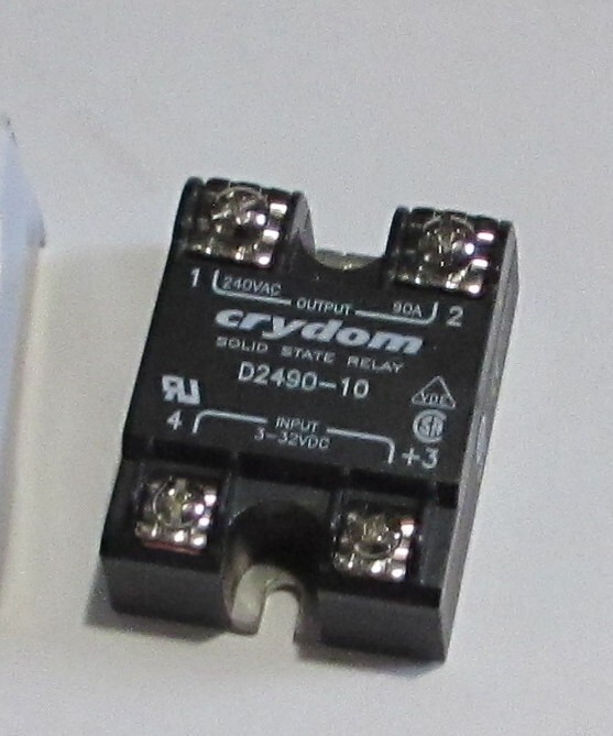 NEW CRYDOM D2490-10 SOLID STATE RELAY D249010