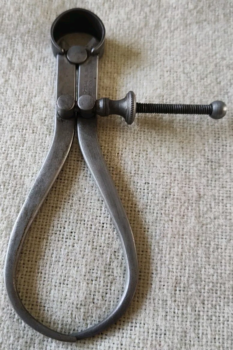 VINTAGE SANDOW 4" O.D. CALIPER