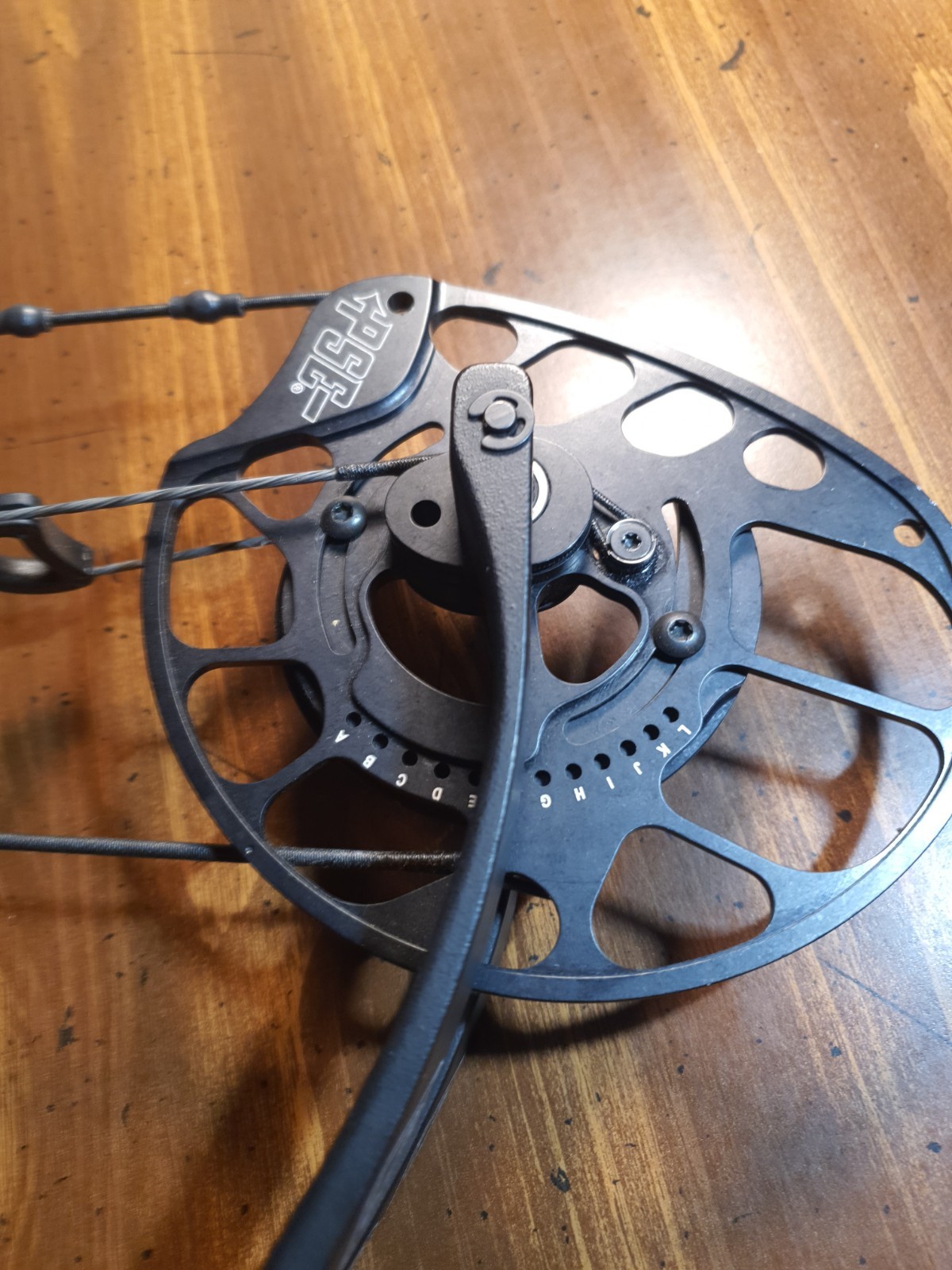 PSE ARCHERY ALTERA 65lbs