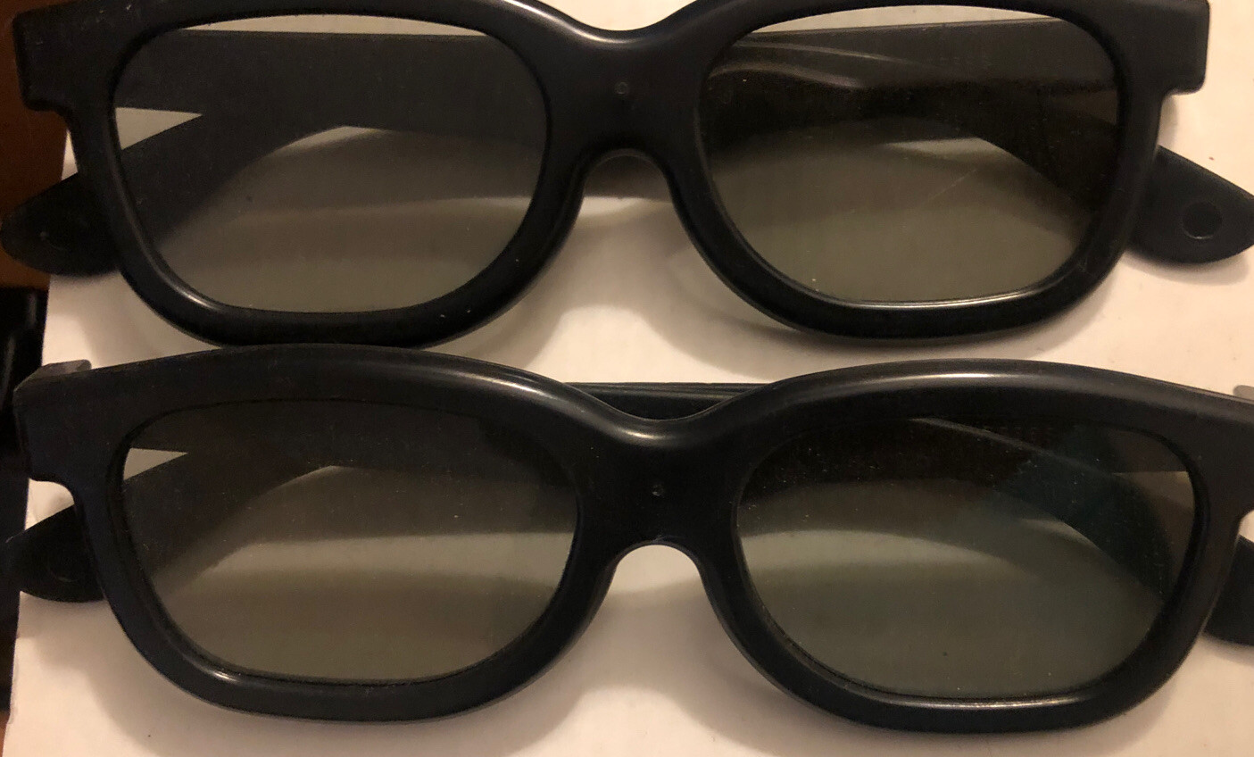 REALD 3D GLASSES-ADULT PASSIVE MOVIE THEATER 3D-2 PAIRS-THEATER-HOME TV-NEW-FAST