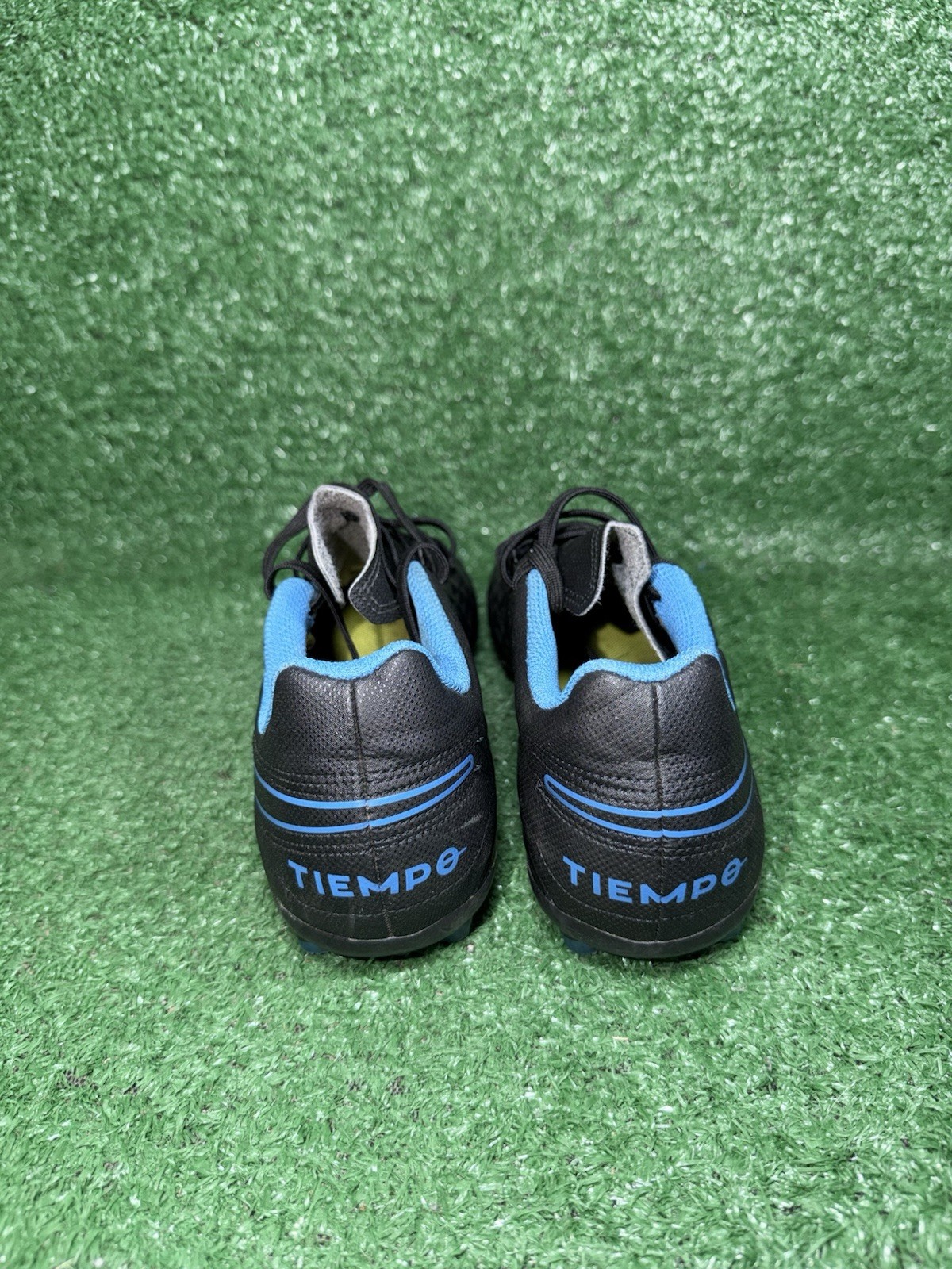 Nike Tiempo Legend 8 Size 4.5 Academy FG/MG Soccer Cleats Black Blue AT6107-090
