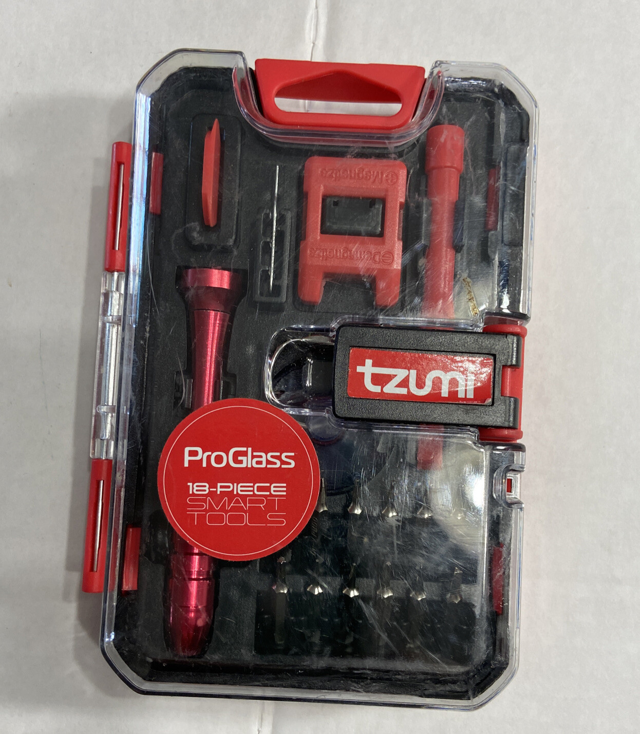 Tzumi Pro glass 16 Pc Smart Tools