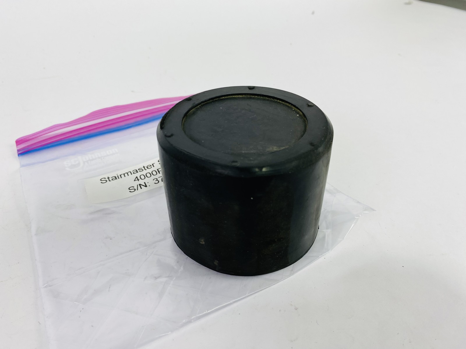 StairMaster 4000PT Stepper Rubber Foot Cap Level Leveler (WP82)