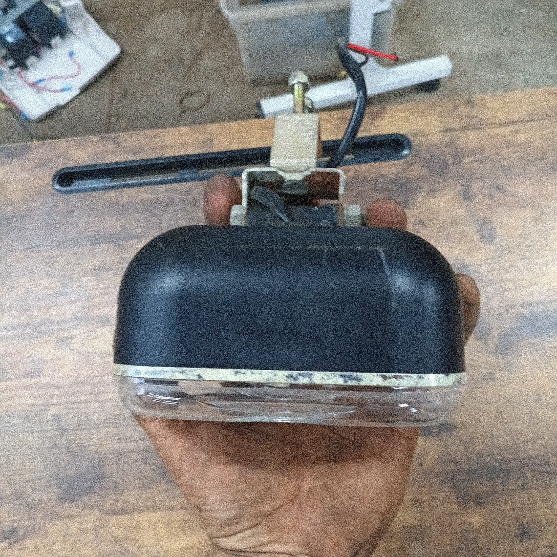 SHOPRIDER MOBILITY SCOOTER SUNRUNNER HEADLIGHT