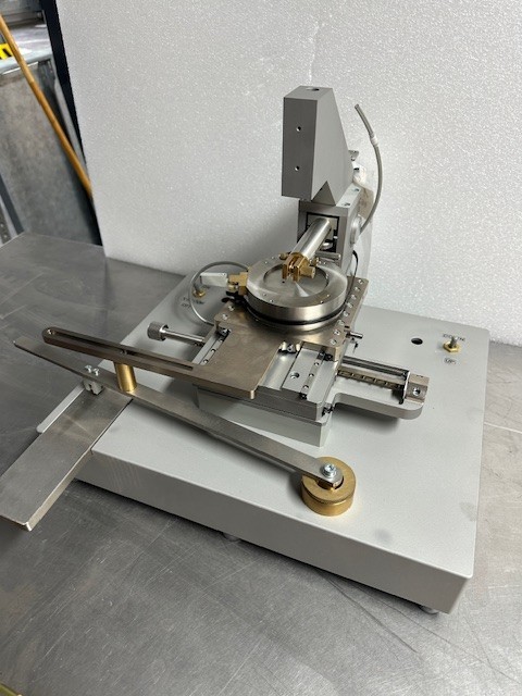 Suss MS-100 Diamond Scriber System